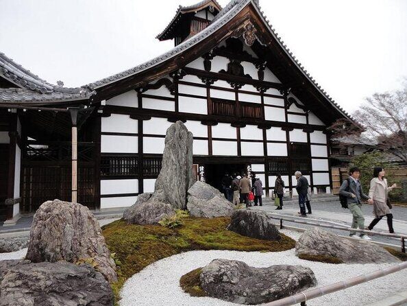 Arashiyama from Kyoto: Private & Personalized with a Local Guide - Key things that make this Arashiyama tour work