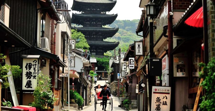 Higashiyama | Kyoto: Sakura Season Private Rickshaw Tour - Key things to know before you go