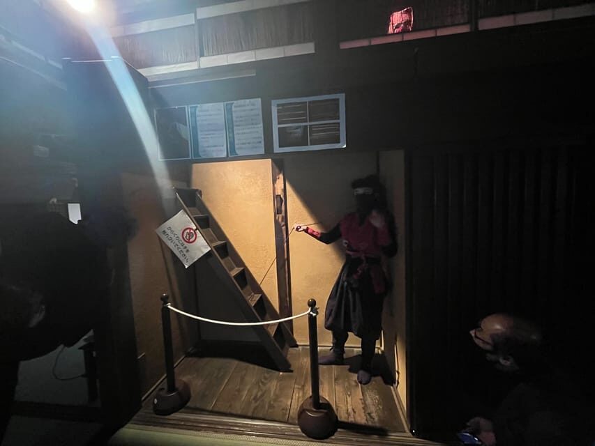 Iga: Full-Day Private and Unique Guided Ninja Experience - 忍者伝承館(上野城移築永倉): the built link to the story