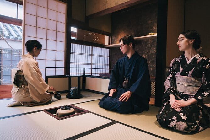 Kimono Tea Ceremony Experience at Kyoto Oritzuruya, Nishiki - Small-Group Flow: why max 10 guests matters