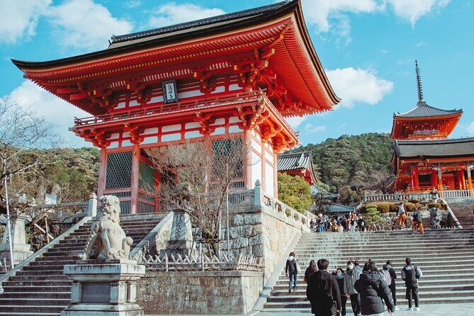 Kyoto East Early Morning Walking Tour - Minamiza Theater: Kabuki’s Kyoto roots to start your morning