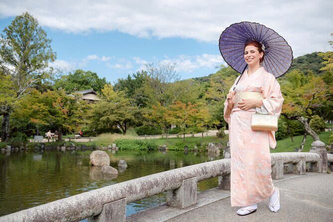 Kyoto Gion Photoshoot - Private Session | Pro Photographer - Gion Alleys with Real Posing Direction (and Less Stress)