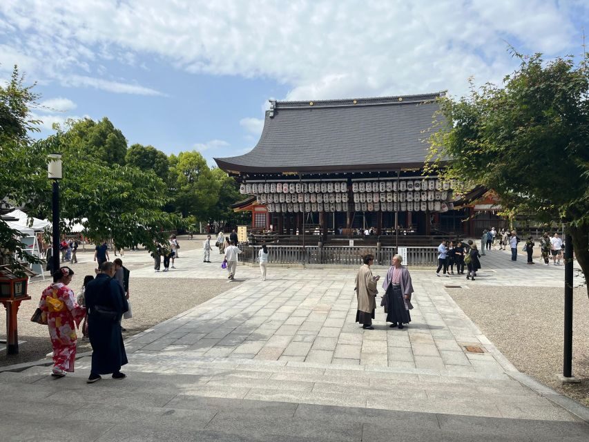 Kyoto: Half-Day Private Guided Tour to the Old Town of Gion - Price and value: what $96 gets you in a private 3–4 hour walk