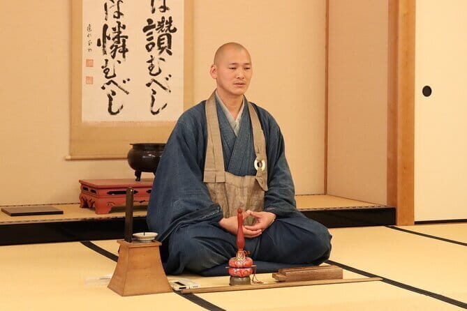Kyoto: Japanese Calligraphy Class in 150 years old townhouse - Socks, Age Rules, and Small Things That Matter More Than You’d Think