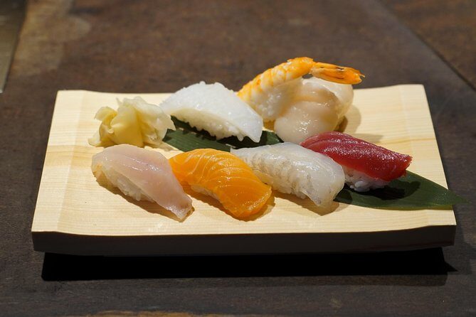Kyoto Night Foodie Tour in Gion (9+ dishes + 6 Sake tastings) - Stop 3: Kawaramachidori standing-bar sake tastings (plus soft drinks)