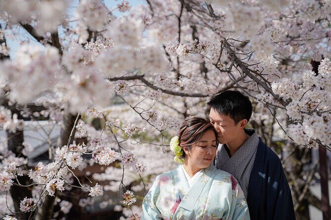 Kyoto Portrait Tour with Kimono - Group size, pacing, and why 90 minutes works