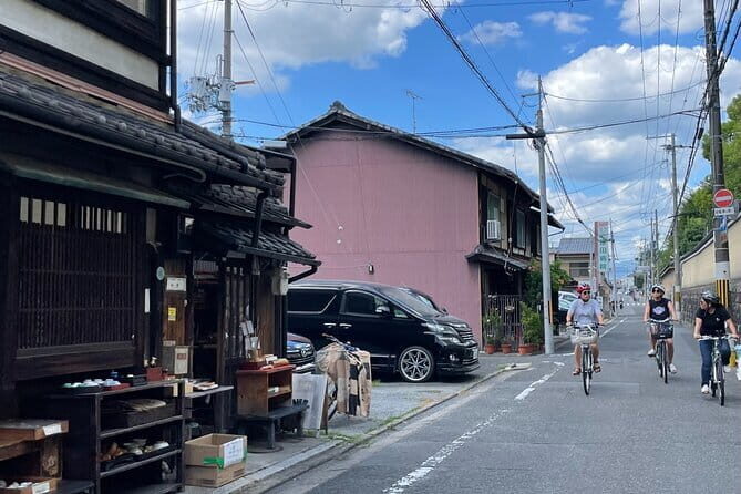 Kyoto Satoyama Cycling with Lunch and English Guide - Stop 2: Sonobe Castle Ruins That Now Act as a School Gate