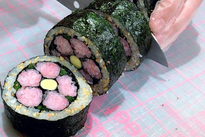 Private Art Sushi Roll Class in Kyoto - Arriving at the Nijo Home: Location, Timing, and the Socks Rule